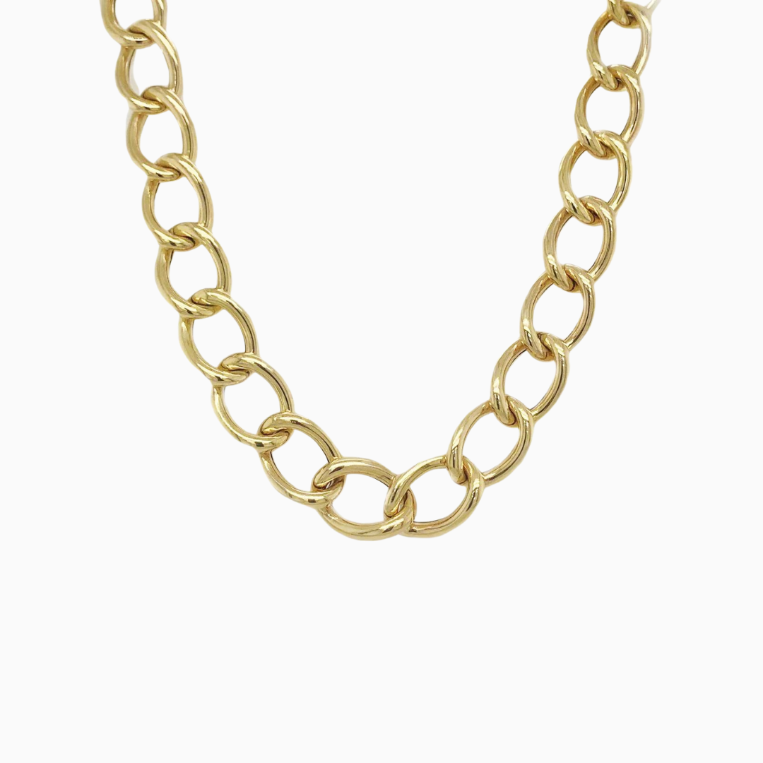  Large Gold Curb Link Necklace  14kt gold Weight: 23.1 grams 16" length