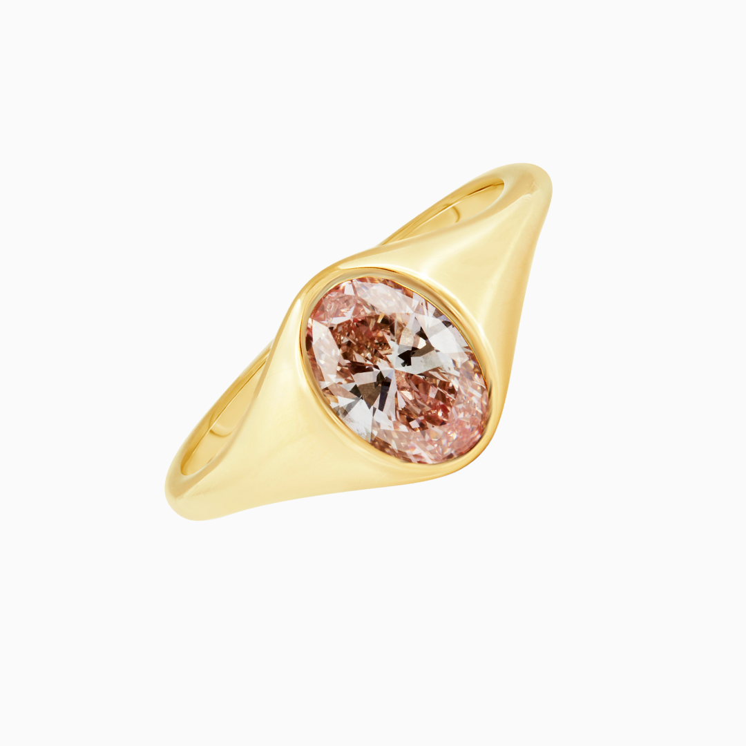 Pink Diamond Oval Signet Ring  1.10 CT Oval VS1, Fancy Orangey Pink Lab-Grown 18k Yellow Gold